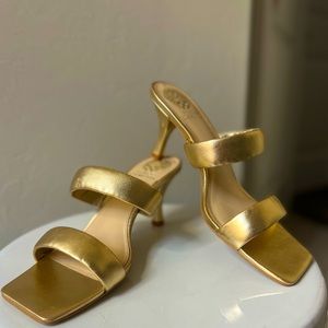 Vince Camuto Gold Heels